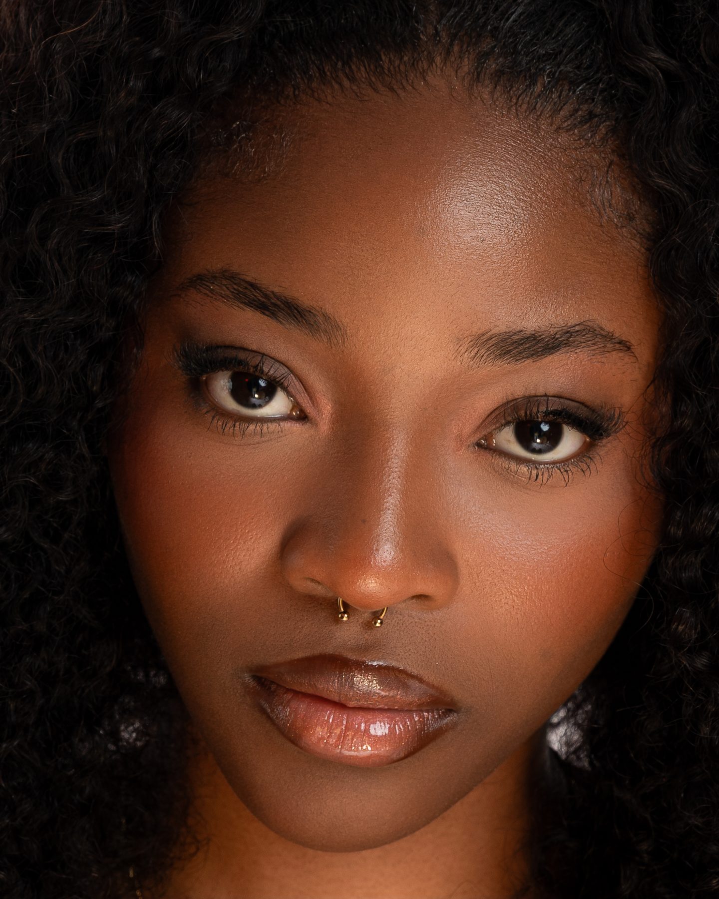 Clean beauty portrait by Alphpixels